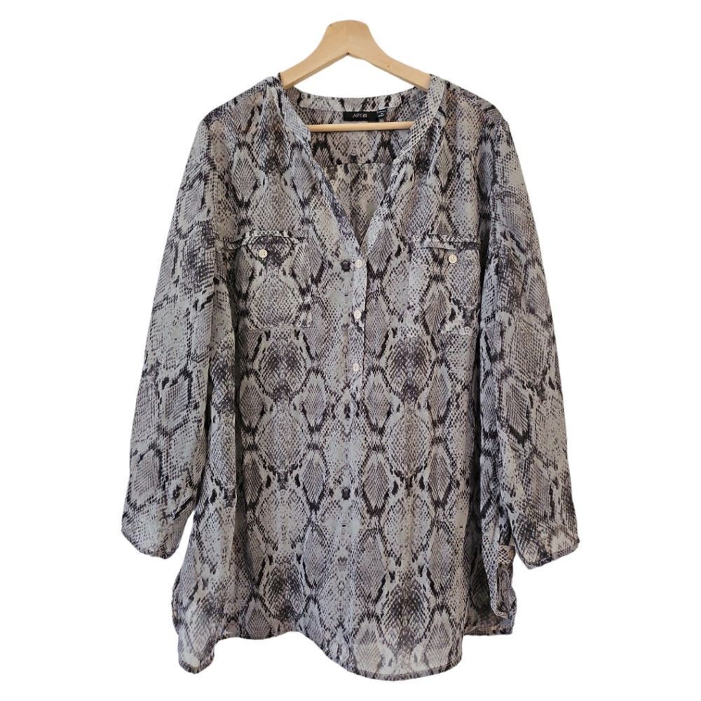 Apt 9 Sheer Snake Print V Neck 3/4 Roll Tab Sleeve Blouse Gray Plus Sz 1X